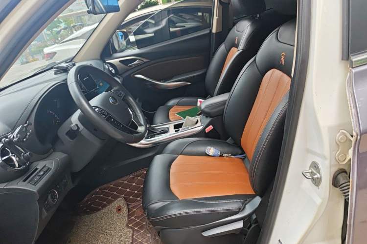 Used BYD Song 2016 GaiShi Edition 1.5TID Automatic Elite Model Left Front Seat