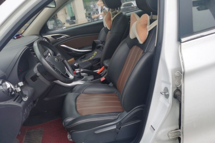 Used BYD Song 2016 GaiShi Edition 1.5TI Manual Elite Model Left Front Seat