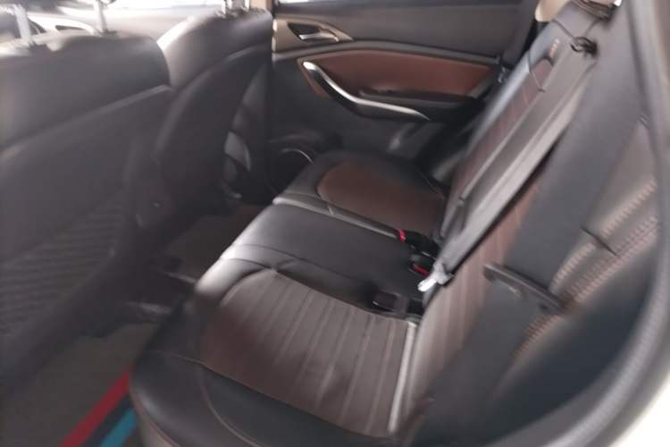Used BYD Song 2016 Gaishi Edition 1.5TI Manual Leading Model Left Rear Seat