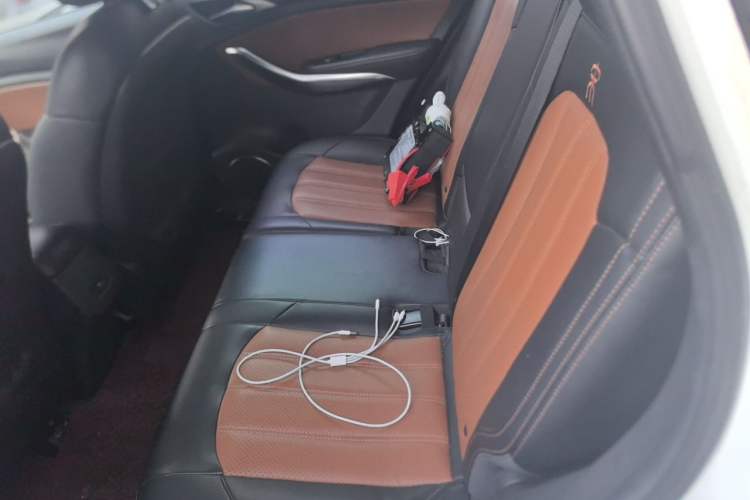 Used BYD Song 2016 GaiShi Edition 1.5TID Automatic Elite Model Left Rear Seat