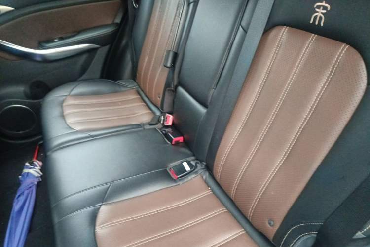 Used BYD Song 2016 GaiShi Edition 1.5TID Automatic Elite Model Left Rear Seat