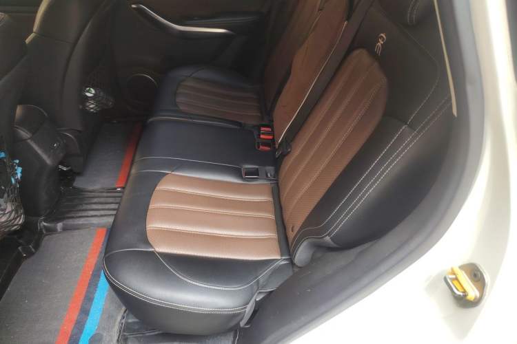 Used BYD Song 2016 GaiShi Edition 1.5TID Automatic Elite Model Left Rear Seat