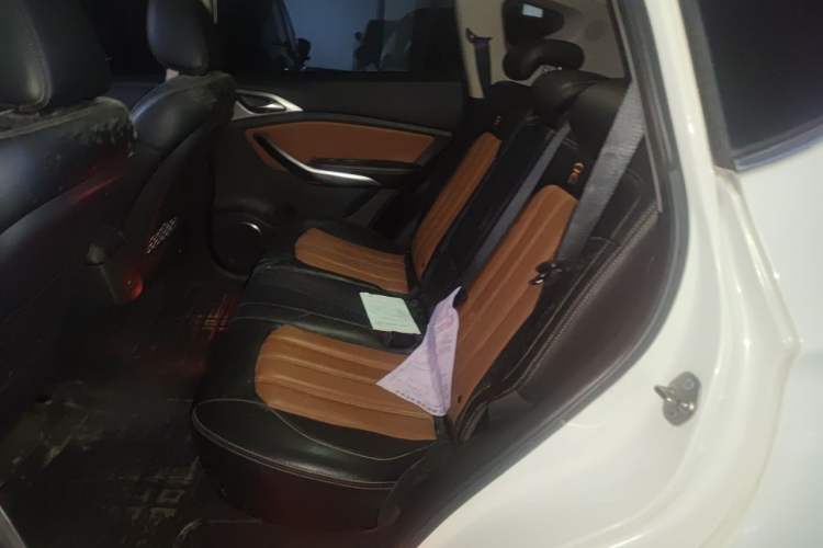 Used BYD Song 2016 1.5TI Manual Luxury Model Left Rear Seat