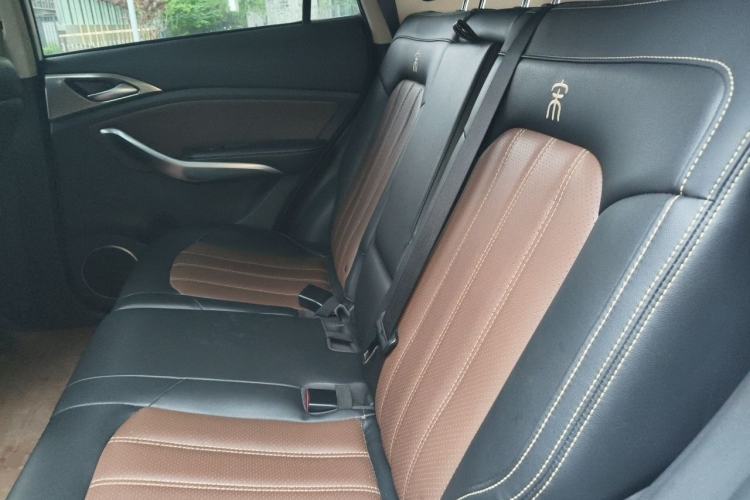 Used BYD Song 2016 GaiShi Edition 1.5TI Manual Elite Model Left Rear Seat