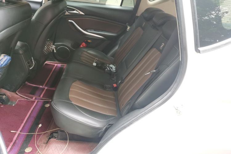 Used BYD Song 2016 GaiShi Edition 1.5TI Manual Elite Model Left Rear Seat