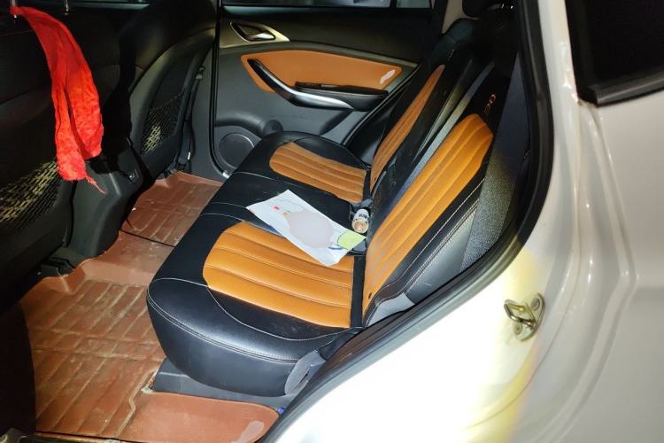 Used BYD Song 2016 2.0TID Automatic Luxury Edition Left Rear Seat