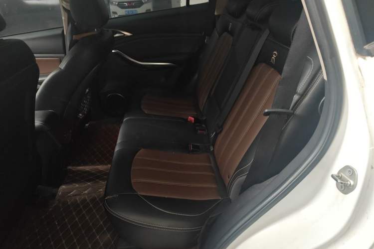 Used BYD Song 2016 GaiShi Edition 1.5TI Manual Elite Model Left Rear Seat