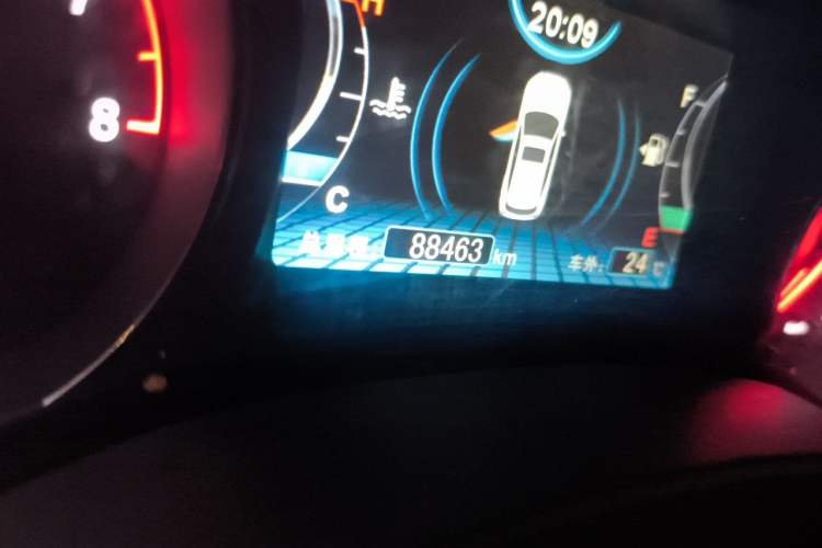 Used BYD Song 2016 1.5TI Manual Luxury Model Odometer Close Up