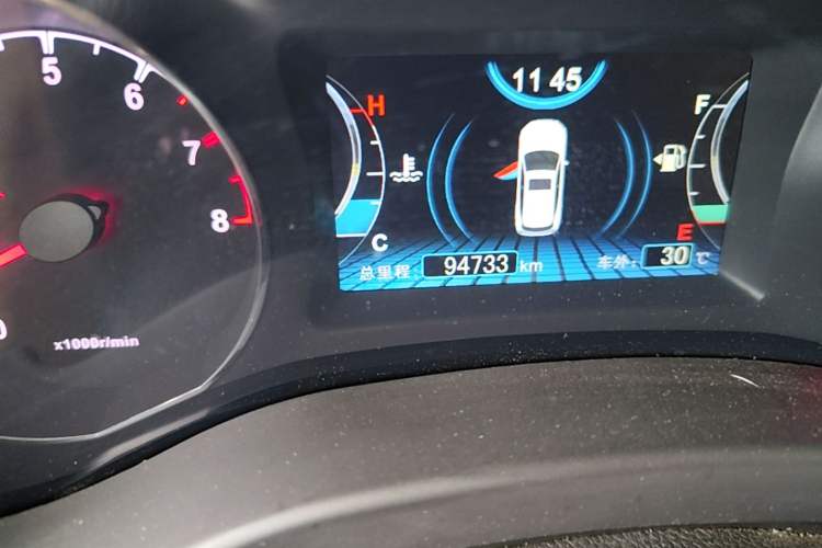 Used BYD Song 2016 1.5TI Manual Luxury Model Odometer Close Up