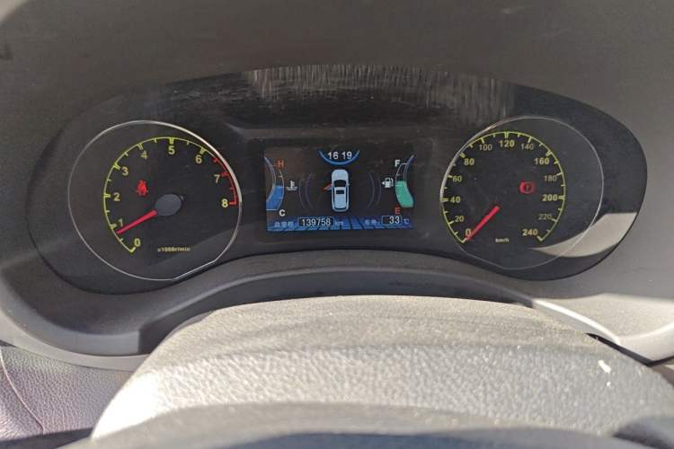 Used BYD Song 2016 1.5TI Manual Luxury Model Odometer Close Up