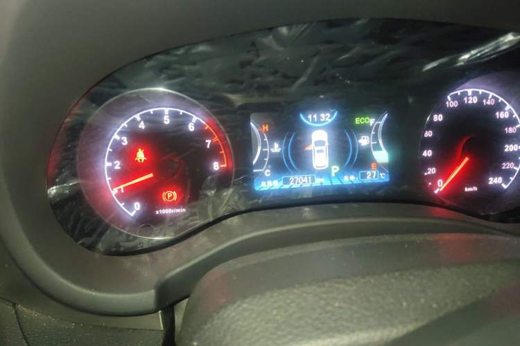 Used BYD Song 2016 Gaishi Edition 1.5TID Automatic Luxury Model Odometer Close Up