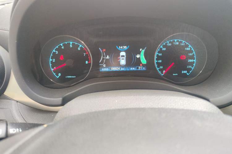 Used BYD Song 2016 Gaishi Edition 1.5TI Manual Haoya Model Odometer Close Up