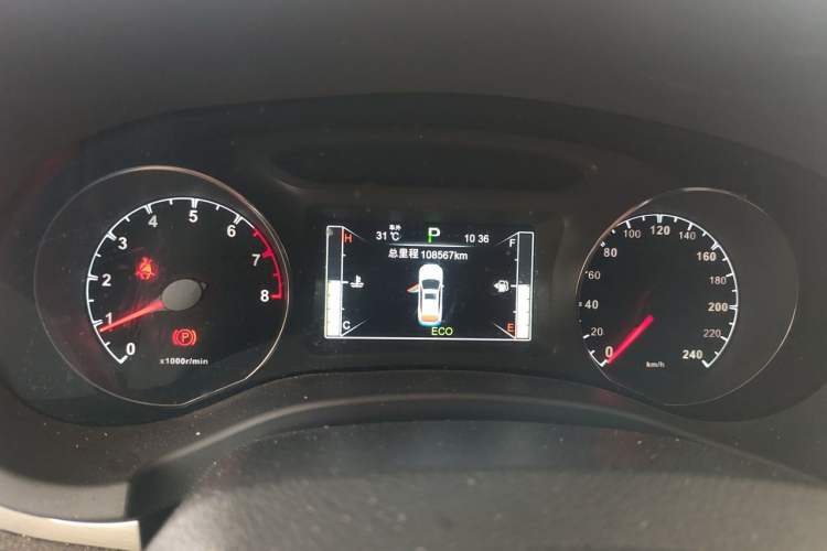 Used BYD Song 2016 Gaishi Edition 1.5TID Automatic Luxury Model Odometer Close Up