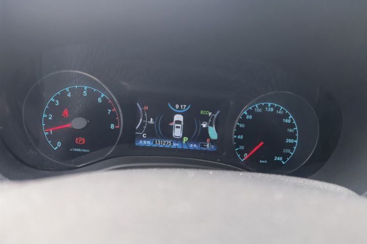 Used BYD Song 2016 2.0TID Automatic Prestige Edition Odometer Close Up