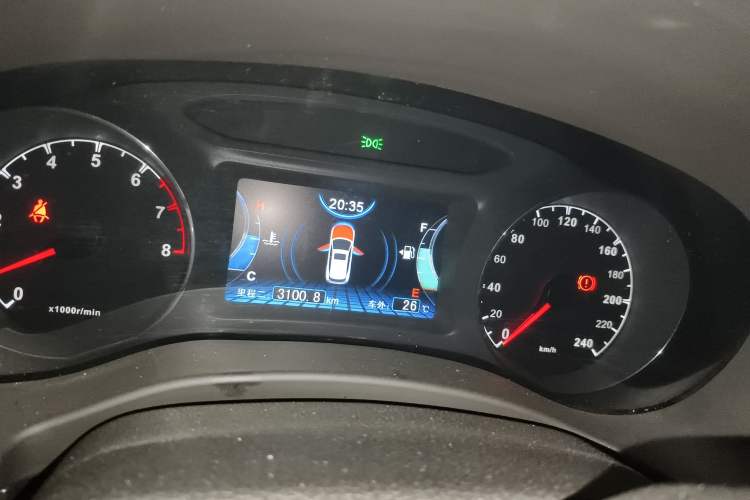 Used BYD Song 2016 GaiShi Edition 1.5TI Manual Elite Model Odometer Close Up