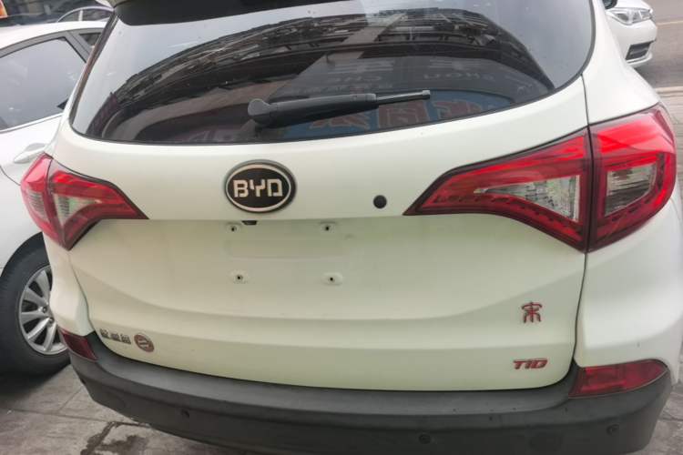 Used BYD Song 2016 GaiShi Edition 1.5TID Automatic Elite Model Rear