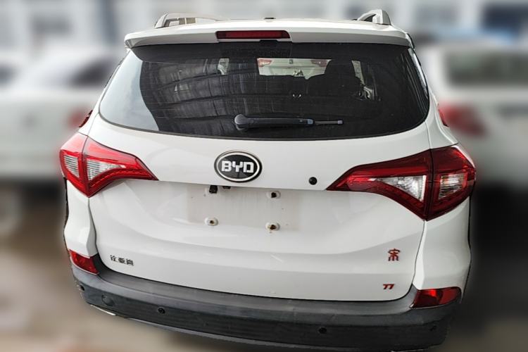 Used BYD Song 2016 1.5TI Manual Luxury Model Rear