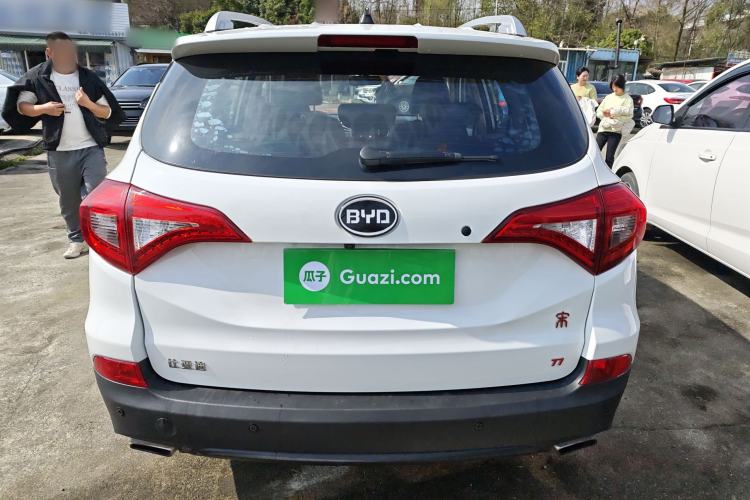 Used BYD Song 2016 GaiShi Edition 1.5TI Manual Elite Model Rear