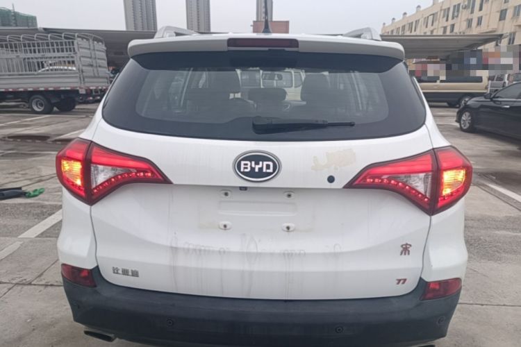 Used BYD Song 2016 GaiShi Edition 1.5TI Manual Elite Model Rear