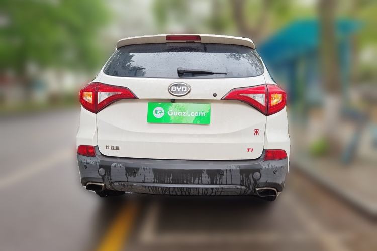 Used BYD Song 2016 GaiShi Edition 1.5TI Manual Elite Model Rear