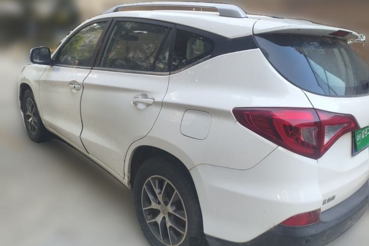 Used BYD Song 2016 1.5TI Manual Luxury Model Rear Left 45 Deg