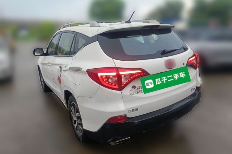 Used BYD Song 2016 GaiShi Edition 1.5TID Automatic Elite Model Rear Left 45 Deg