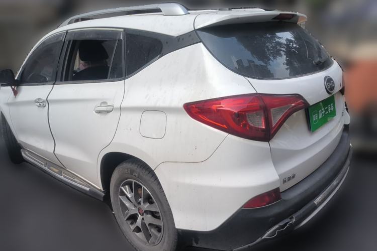 Used BYD Song 2016 GaiShi Edition 1.5TI Manual Elite Model Rear Left 45 Deg