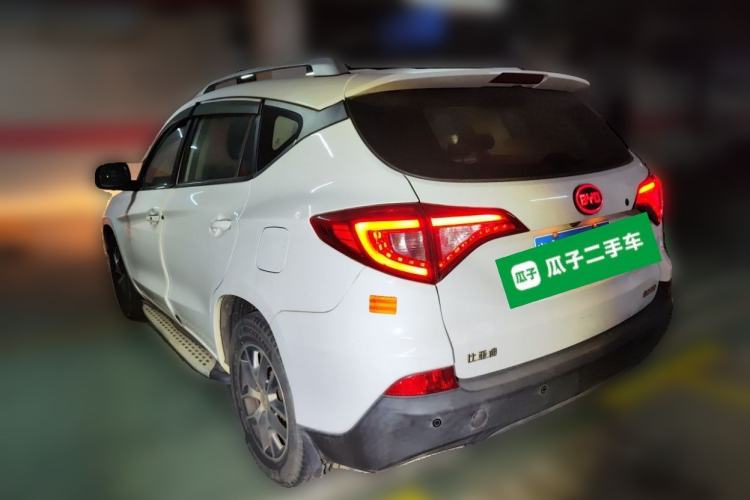 Used BYD Song 2016 2.0TID Automatic Luxury Edition Rear Left 45 Deg