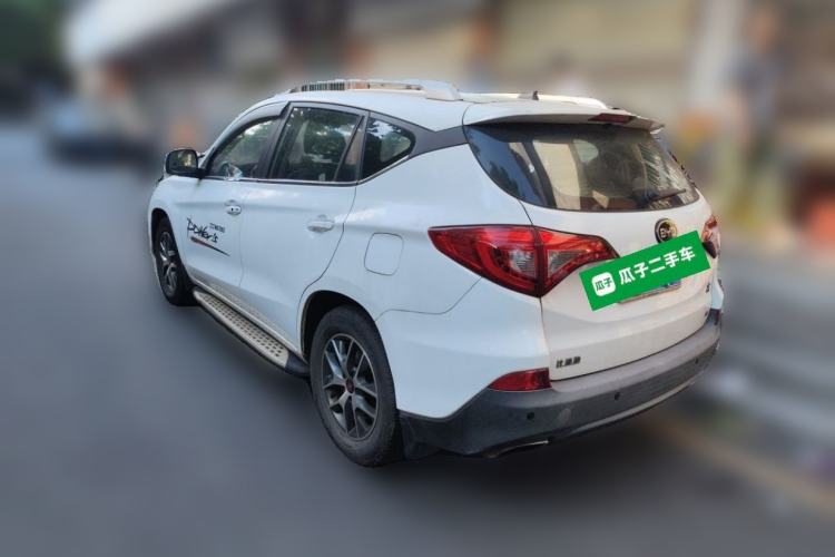 Used BYD Song 2016 GaiShi Edition 1.5TI Manual Elite Model Rear Left 45 Deg