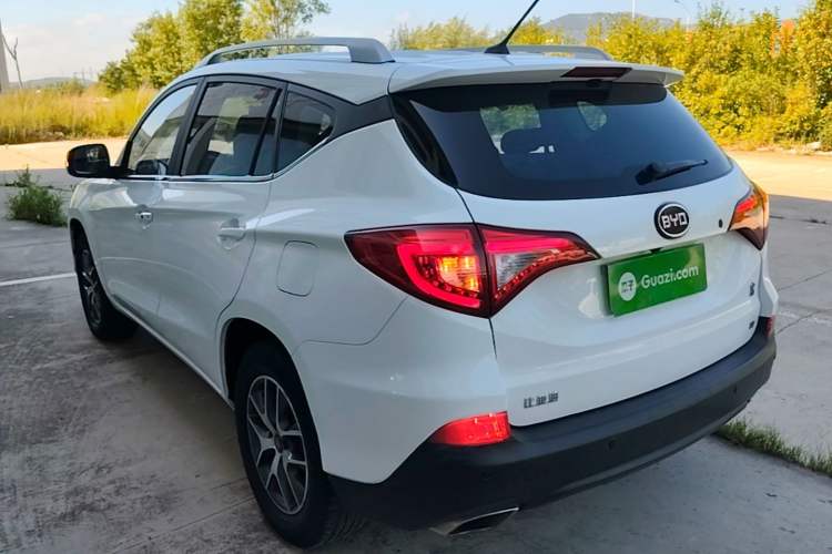 Used BYD Song 2016 GaiShi Edition 1.5TI Manual Elite Model Rear Left 45 Deg