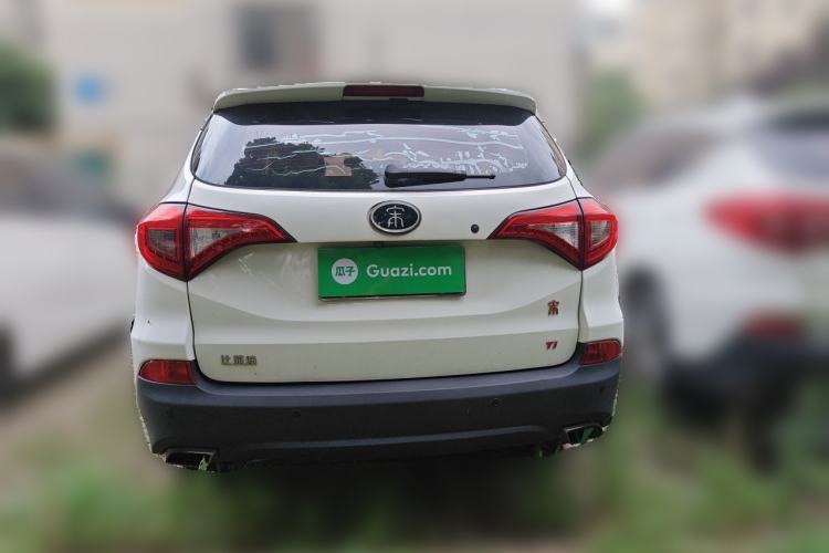 Used BYD Song 2016 GaiShi Edition 1.5TI Manual Elite Model Rear