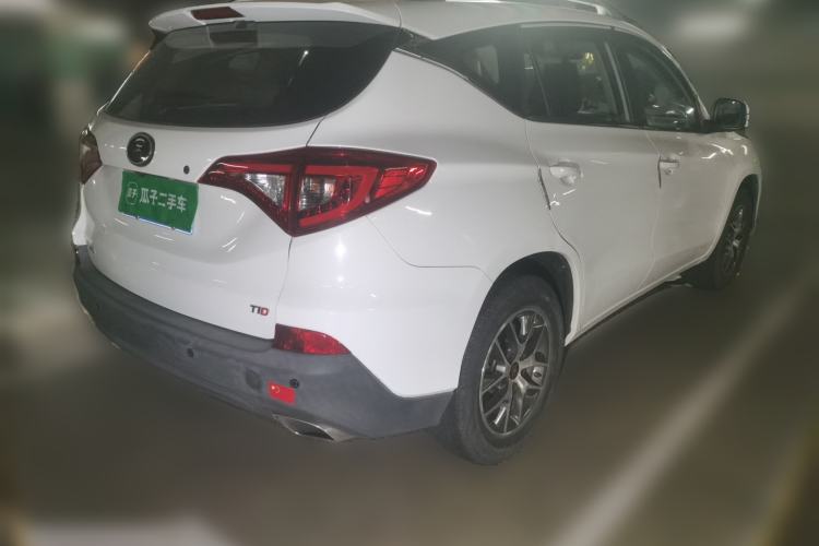 Used BYD Song 2016 GaiShi Edition 1.5TID Automatic Elite Model Rear Right 45 Deg