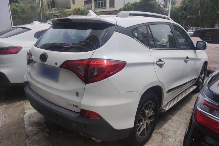 Used BYD Song 2016 GaiShi Edition 1.5TID Automatic Elite Model Rear Right 45 Deg