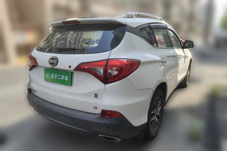 Used BYD Song 2016 GaiShi Edition 1.5TI Manual Elite Model Rear Right 45 Deg