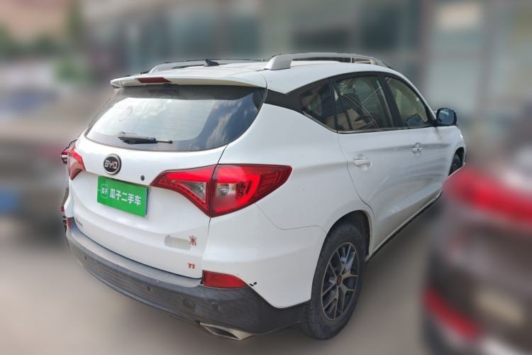 Used BYD Song 2016 GaiShi Edition 1.5TI Manual Elite Model Rear Right 45 Deg