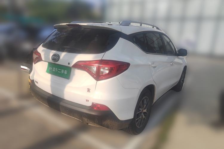 Used BYD Song 2016 GaiShi Edition 1.5TI Manual Elite Model Rear Right 45 Deg