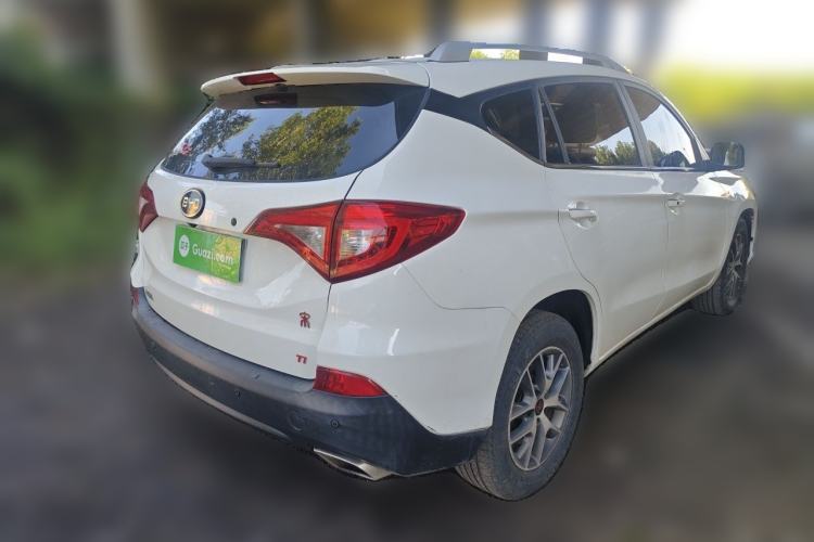 Used BYD Song 2016 GaiShi Edition 1.5TI Manual Elite Model Rear Right 45 Deg