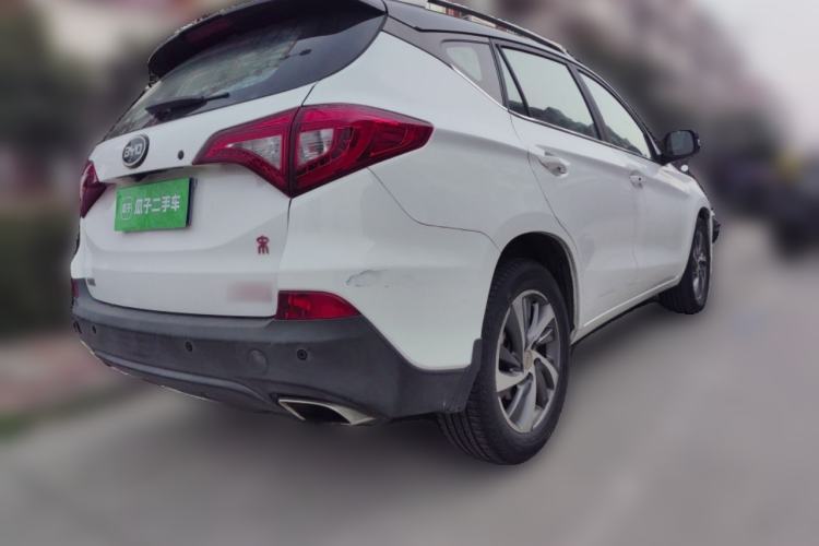 Used BYD Song 2016 2.0TID Automatic Prestige Edition Rear Right 45 Deg