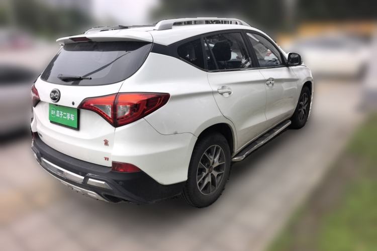 Used BYD Song 2016 Gaishi Edition 1.5TI Manual Haoya Model Rear Right 45 Deg