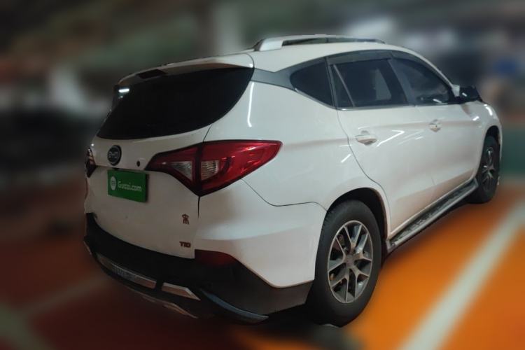 Used BYD Song 2016 GaiShi Edition 1.5TID Automatic Elite Model Rear Right 45 Deg