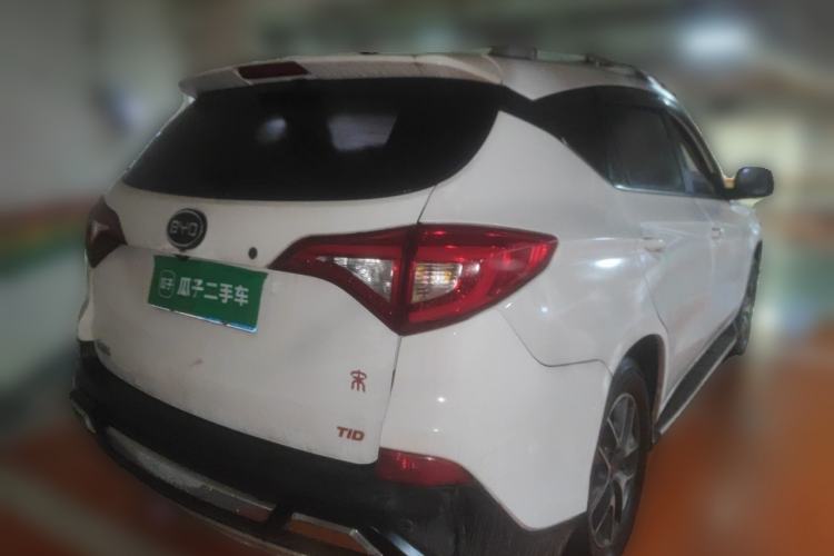 Used BYD Song 2016 GaiShi Edition 1.5TID Automatic Elite Model Rear Right 45 Deg