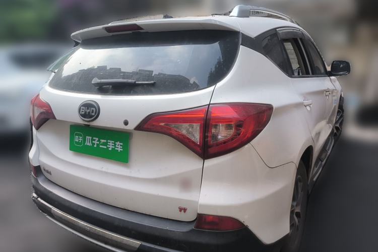 Used BYD Song 2016 GaiShi Edition 1.5TI Manual Elite Model Rear Right 45 Deg