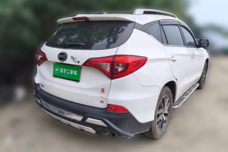 Used BYD Song 2016 Gaishi Edition 1.5TI Manual Haoya Model Rear Right 45 Deg
