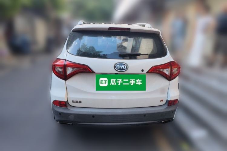 Used BYD Song 2016 GaiShi Edition 1.5TI Manual Elite Model Rear
