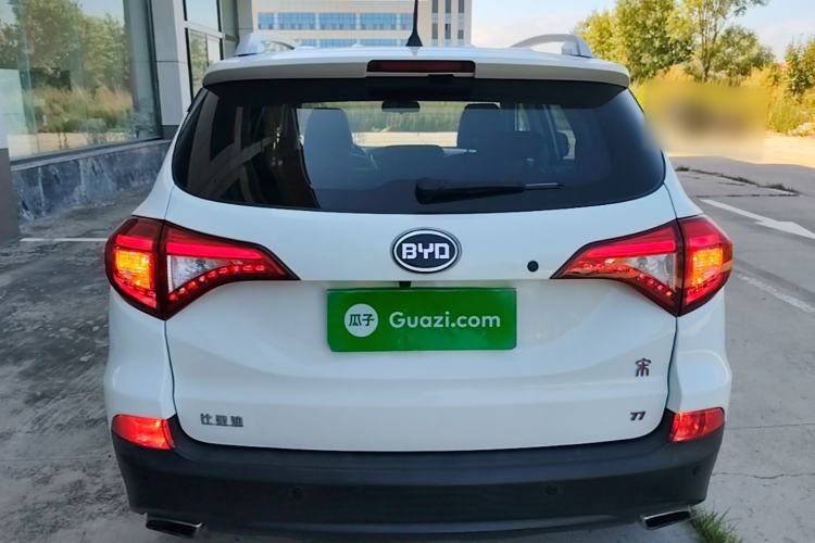 Used BYD Song 2016 GaiShi Edition 1.5TI Manual Elite Model Rear