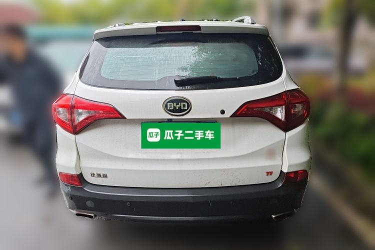 Used BYD Song 2016 GaiShi Edition 1.5TI Manual Elite Model Rear