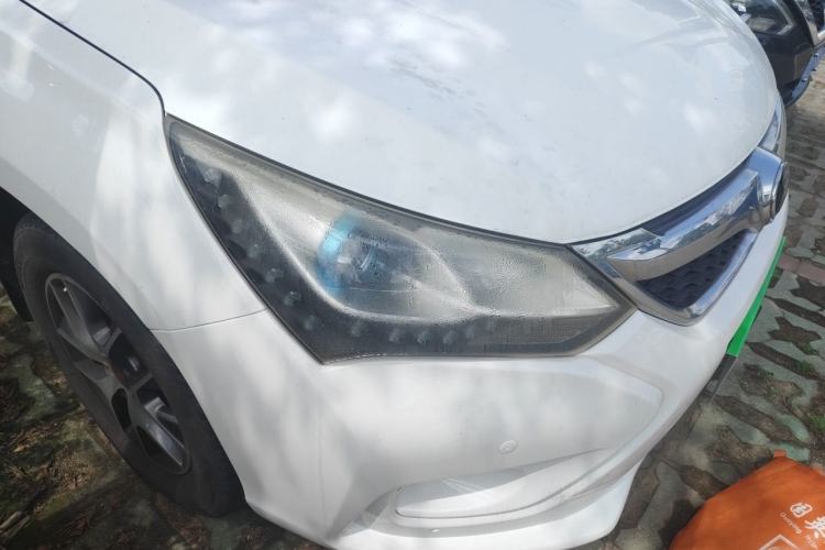 Used BYD Song 2016 GaiShi Edition 1.5TID Automatic Elite Model Right Front Headlight