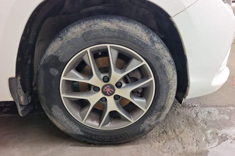 Used BYD Song 2016 GaiShi Edition 1.5TI Manual Elite Model Right Front Wheel Hub