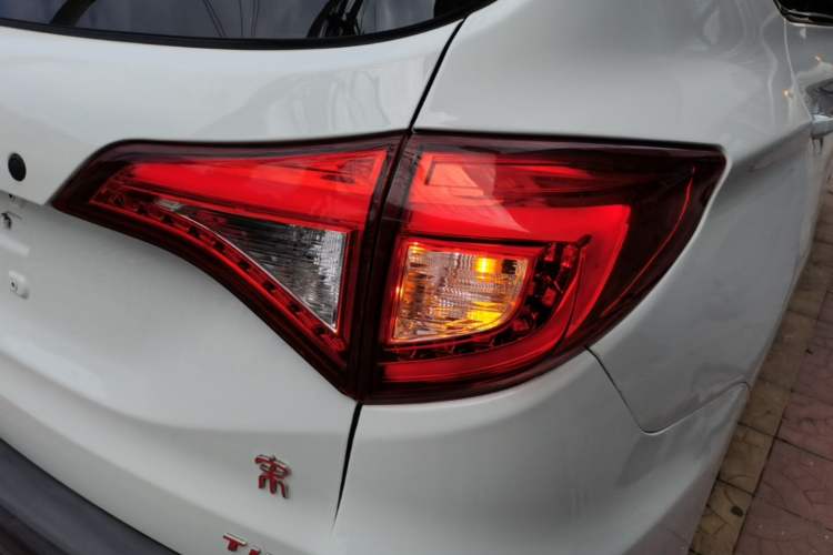 Used BYD Song 2016 GaiShi Edition 1.5TID Automatic Elite Model Right Rear Taillight