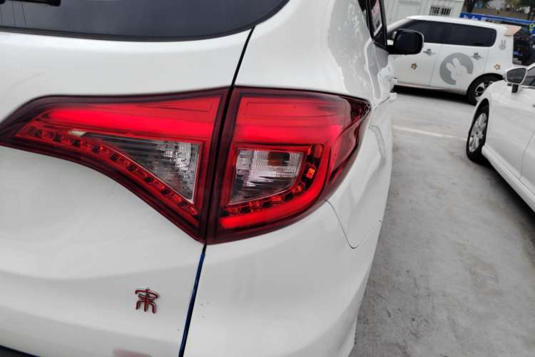 Used BYD Song 2016 GaiShi Edition 1.5TID Automatic Elite Model Right Rear Taillight